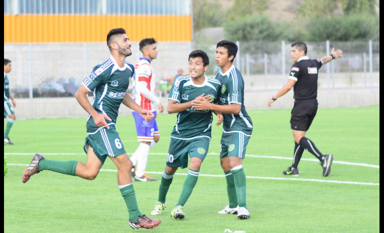 Ovalle vence a Deportes Linares 
