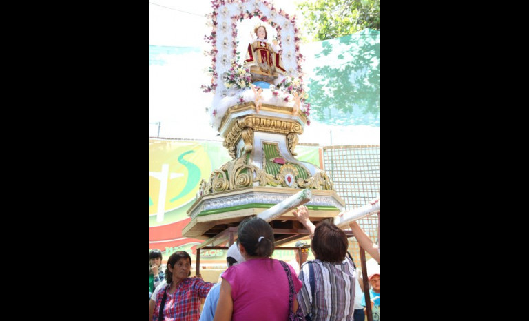 Miles de fieles llegan hasta Sotaquí  para venerar al Niño Dios