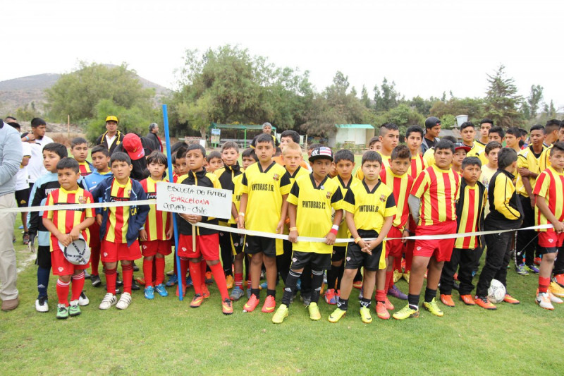 Más de mil niños dan vida a la XXIV versión del torneo Kico Rojas