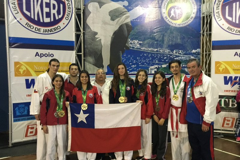 Karate regresa con 12 medallas desde Copa Brasil
