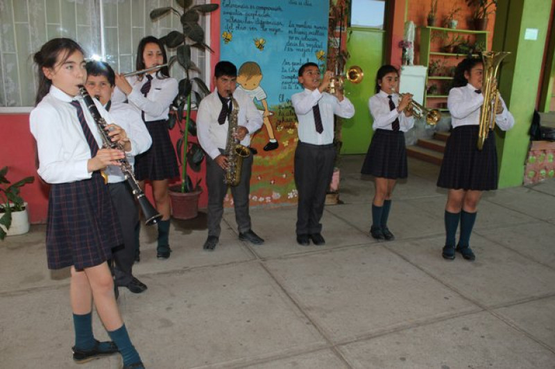 Enseñan valores a través de la música en Banda Escolar sotaquina