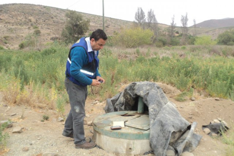 Denuncian que empresa estaría extrayendo agua de forma ilegal