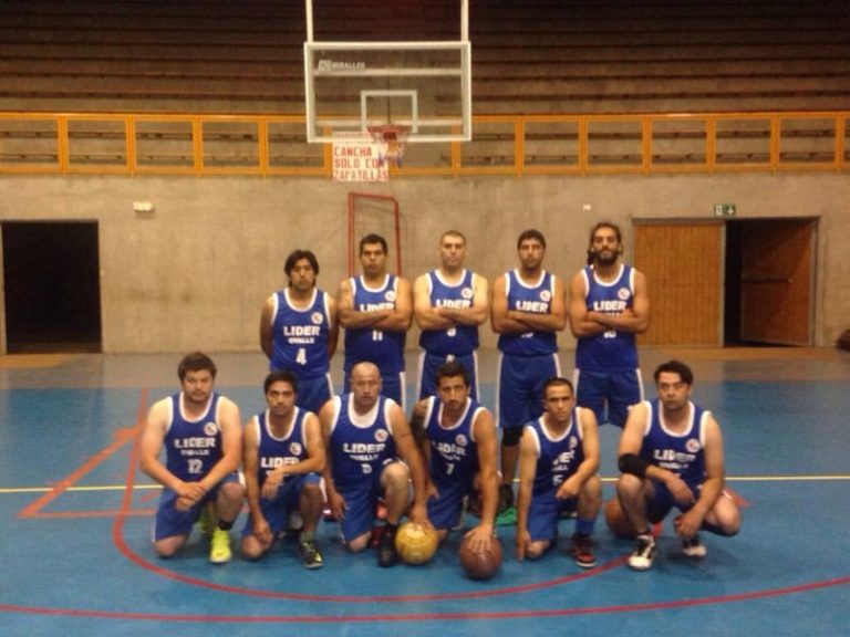 Equipo de básquetbol de Profesores logra meritorio tercer lugar en torneo interregional