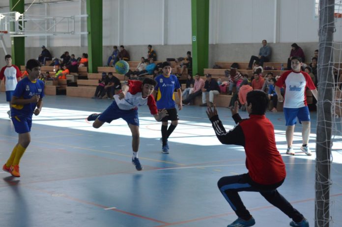 Ovalle se corona campeón regional en balonmano escolar