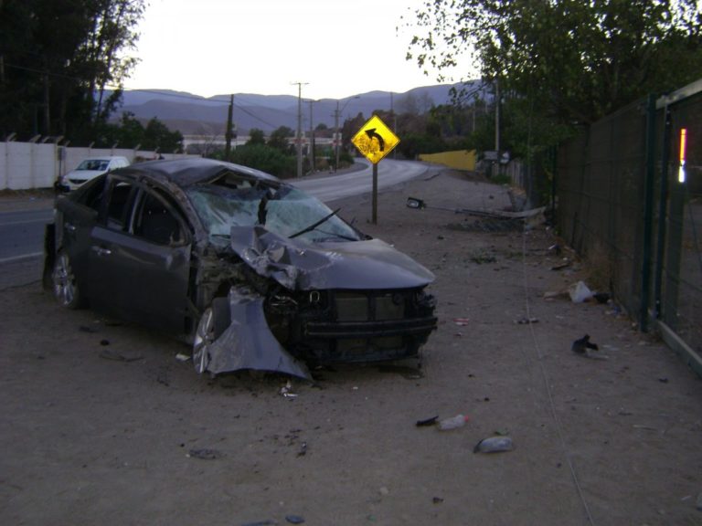 Intentan dar con el paradero de conductor que se dio  a la fuga tras accidente