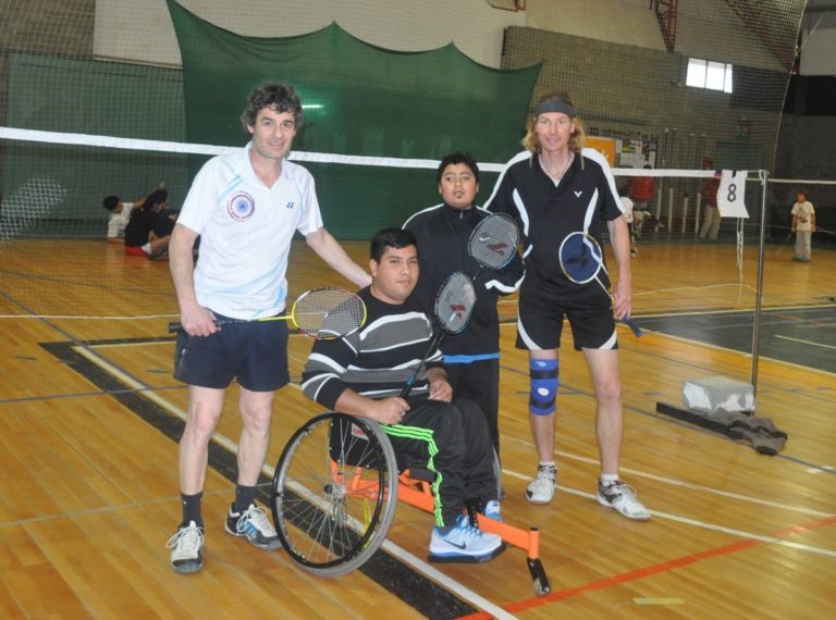 Parabádminton ovallino regresa lleno de experiencias desde torneo internacional