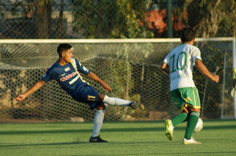 Provincial Ovalle visita a U. Casablanca por la décima fecha