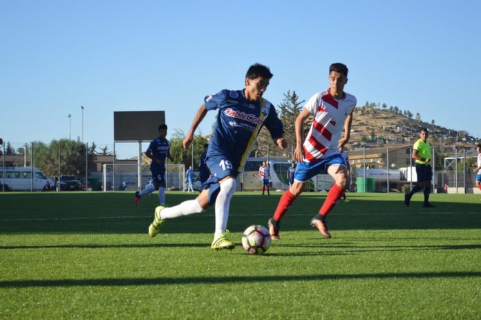 Provincial Ovalle juega crucial partido para ascender