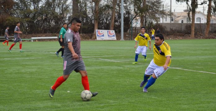 Futbolistas locales buscan erradicar la violencia deportiva