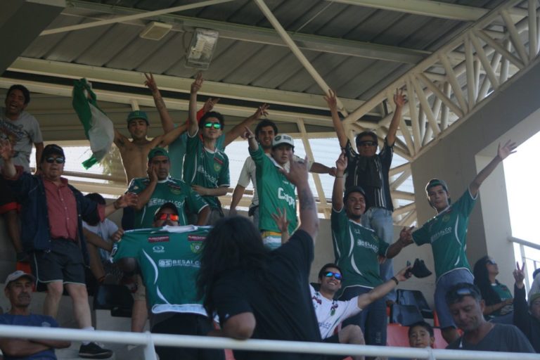 Hinchas de Deportes Ovalle planean apoyar al equipo en último partido en el sur