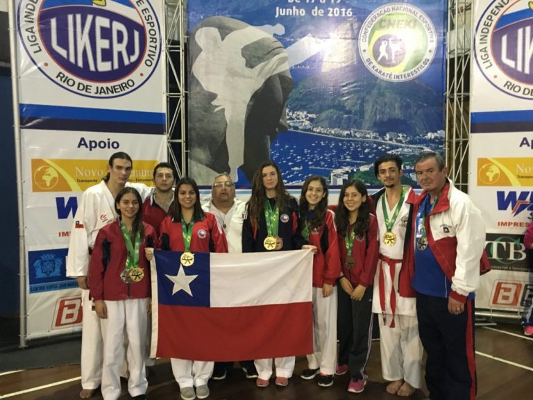 Karate regresa con 12 medallas desde Copa Brasil