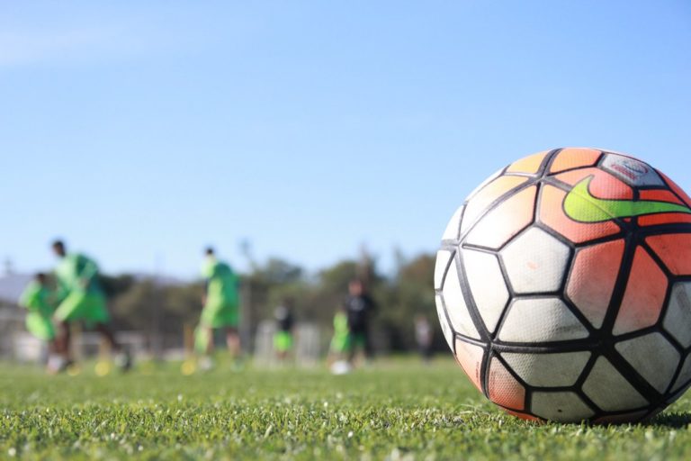 (Video) Partido del fútbol rural termina tras amenazas con arma de fuego