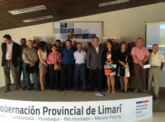 Vecinos conocen detalles de gira para optimizar recursos hídricos en Río Hurtado