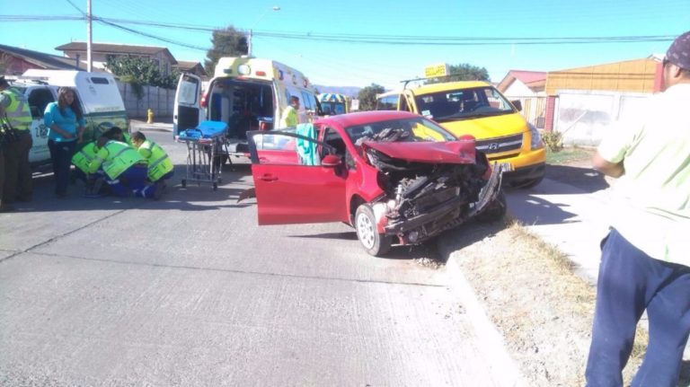 Esposa de conductor afectado en accidente responsabiliza de imprudencia a transportista escolar