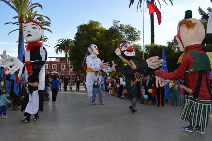 Con atractivo show Ovalle inicia carnaval de invierno