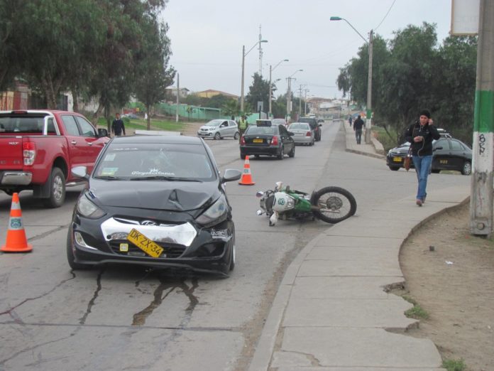 Motorista de Carabineros fue arrollado por colectivero