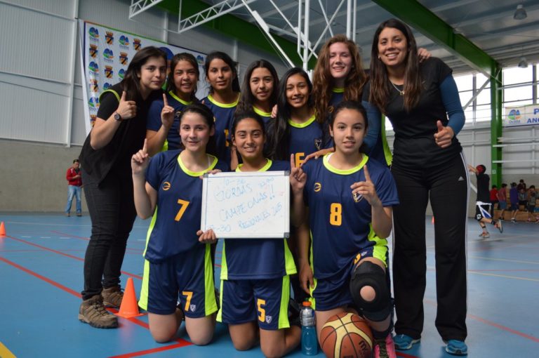 Ovalle es campeón regional de básquetbol sub 16