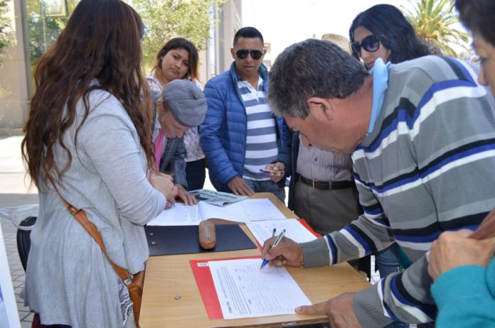 Reúnen firmas para instaurar farmacia popular en Ovalle