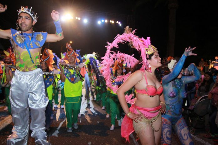 Carnaval de la Primavera 2015: Las calles se tiñen de colores