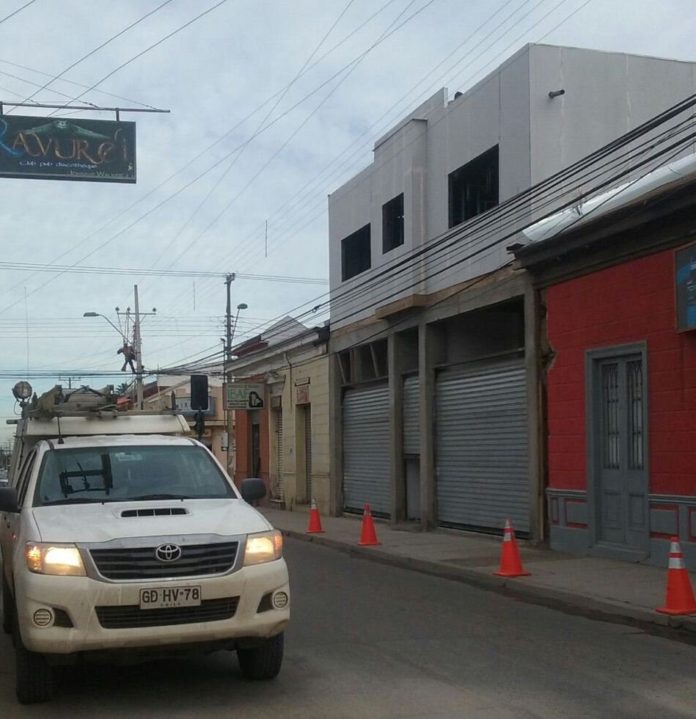 Corto circuito deja a un trabajador herido y al sector céntrico sin electricidad