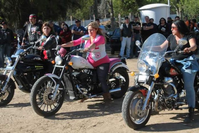 Motoqueros celebran su día 