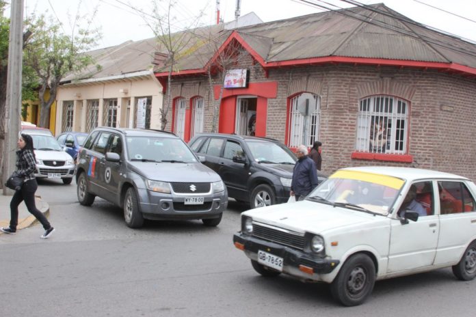 Conductora atropella a estudiante y se da a la fuga