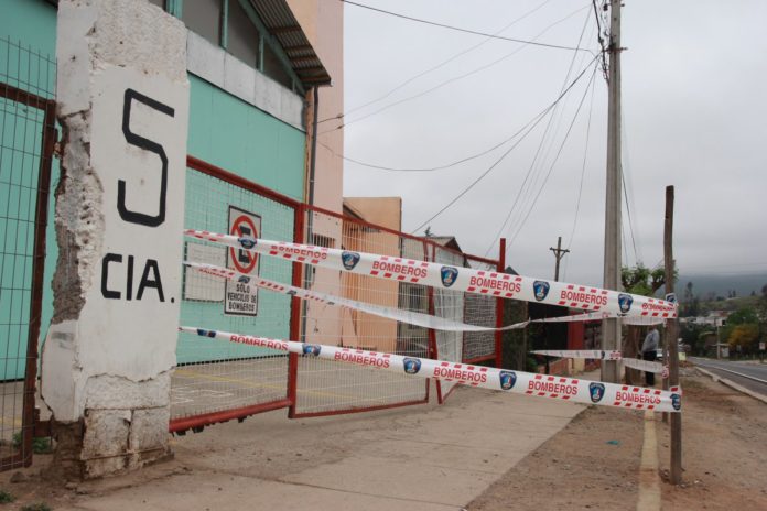 Bomberos en problemas: Terremoto destruyó cuartel de la Quinta Compañía de Sotaquí