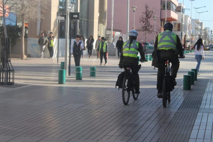 Hombre queda en prisión preventiva tras agredir a ex pareja y carabinero