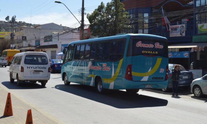 Pasajero graba nuevo acto de violencia entre buses interubanos