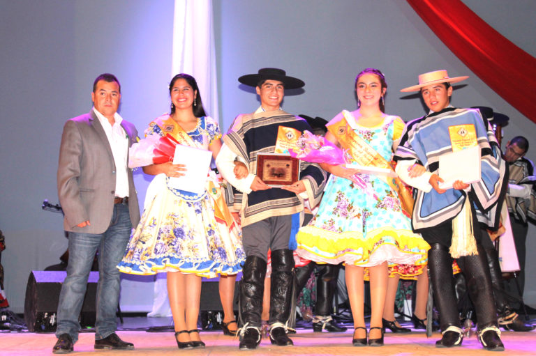 Yain Villanueva y Pedro Rojas, cueca