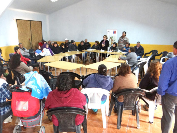 Con la presencia de variadas autoridades, los pequeños agricultores de la localidad de El Palqui manifestaron los principales problemas que los aquejan.