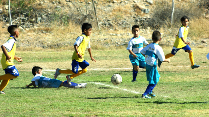 Fútbol, niños