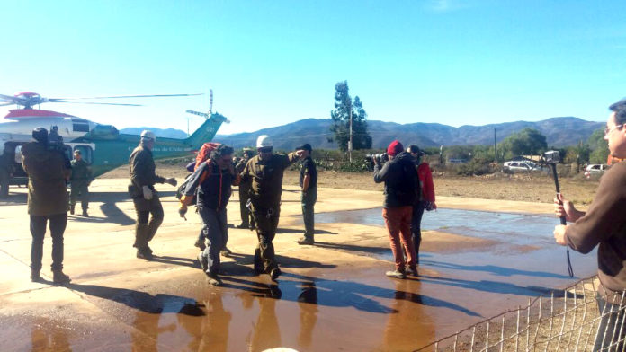 Las cuatro personas realizaban estudios de levantamiento de suelos y quedaron aislados.