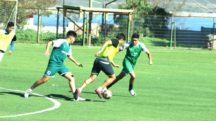 El CSD Ovalle practicó este jueves en el Estadio Municipal de Monte Patria. Foto: RODOLFO PIZARRO