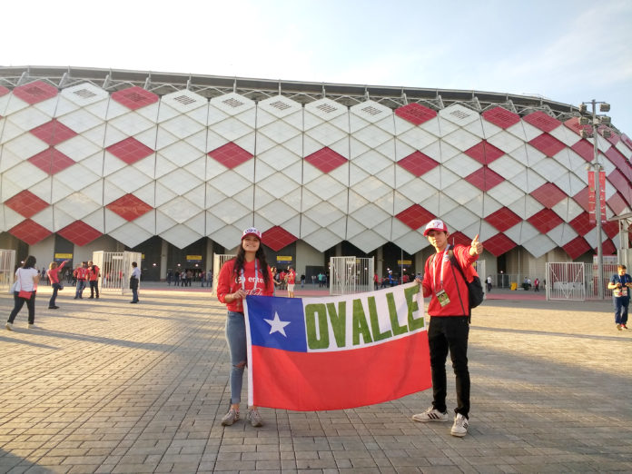 El dúo ovallino estuvo presente en la victoria de la Selección Chilena por 2 a 0 ante Camerún.