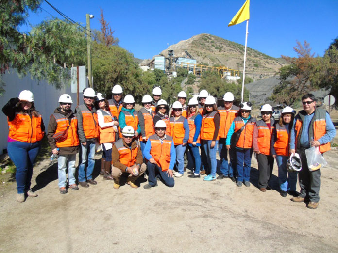 Un total de 45 docentes de Ovalle y de todo Chile pudieron conocer como trabajan algunas empresas en la provincia del Limarí.