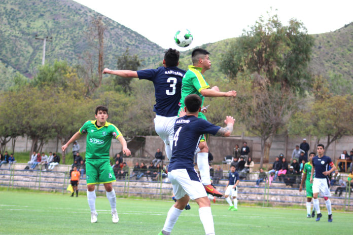 CSD Ovalle intentará ganar por primera vez en el año a Curacaví. Foto: RODOLFO PIZARRO