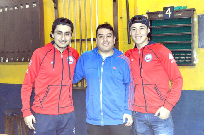 Maximiliano Ossandón (izquierda) y Simón Alfaro (centro) fueron los representantes de la zona en el Panamericano de Argentina.