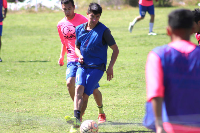 El volante Franco Seida sería alternativa apara enfrentar al puntero del torneo.