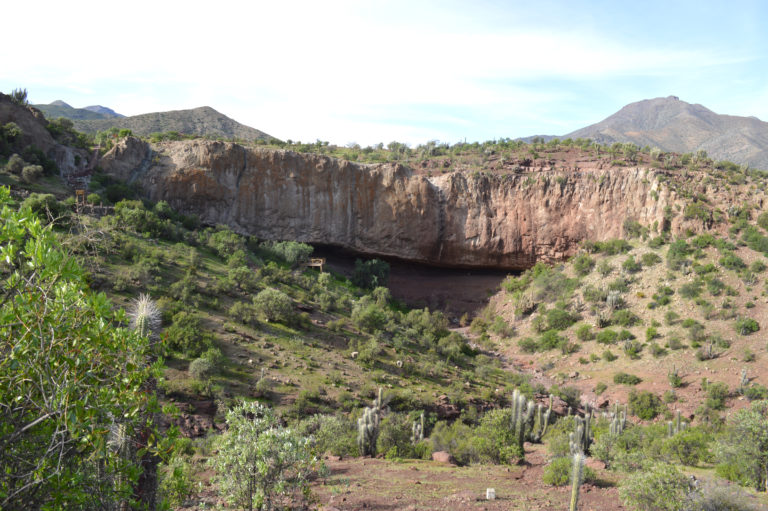 El animador se hizo presente en la famosa Casa Piedra del Monumento Natural Pichasca.