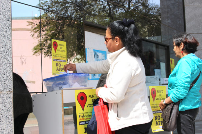 Quienes apoyan al movimiento pueden votar en diversos puntos de la ciudad. Sólo deben portar su carnet en buen estado.