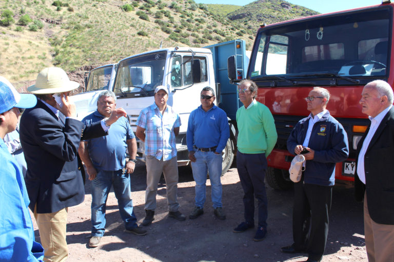 Durante estos días, consejeros regionales del Limarí, llegaron hasta la comuna afectada para tratar de buscar alguna solución al paro de proveedores de agua potable.