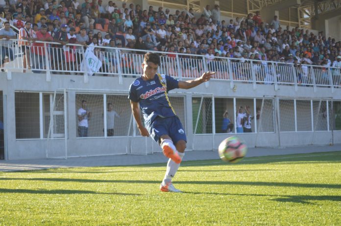 Maicol Oneill marcó el único gol de la brega.