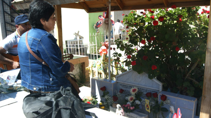 Este 1 de noviembre muchas familias visitaran los cementerios para honrar a sus fallecidos.