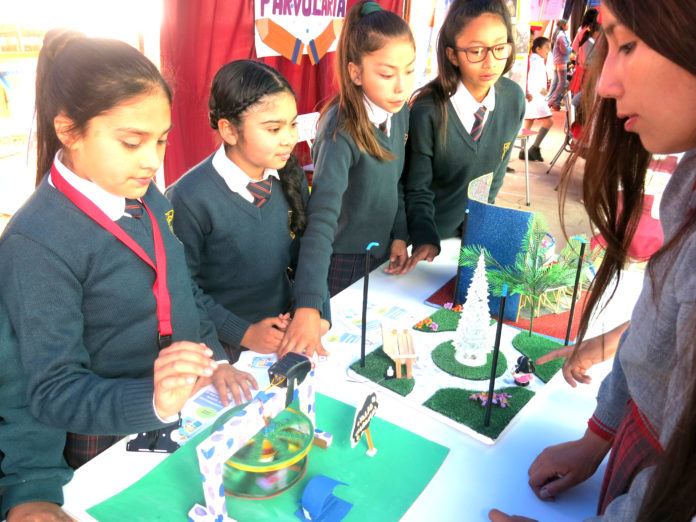 La Feria contó con la participación de establecimientos invitados como la Escuela Padre Joseph Stegmeier de Sotaquí, Helene Lang y Guardiamarina Ernesto Riquelme Venegas.