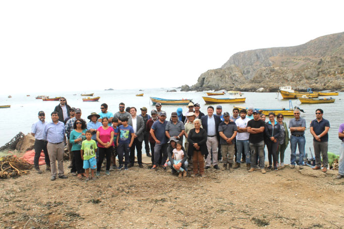 Las familias de las caletas beneficiadas con la instalación de las plantas desalanizadoras tendrán ahora un sistema de agua potable permanente.