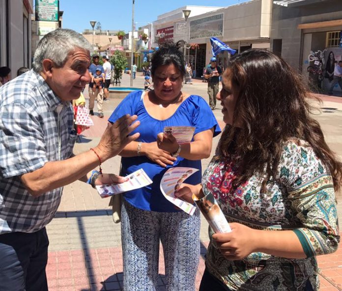 El alcalde Claudio Rentería intentó convocar voluntades entre los ovallinos de a pie para sumarse a la campaña de Sebastián Piñera.