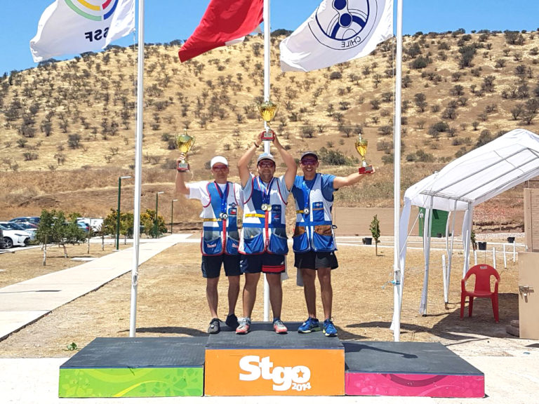 Flores fue el campeón en el pasado Iberoamericano de tiro al vuelo disputado en Guatemala.