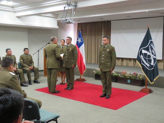 Los cabos de la Tercera Comisaría Ovalle, Juan Cortés y Víctor Jiménez fueron reconocidos porque su investigación ayudó a capturar a quien arrolló a Sofía