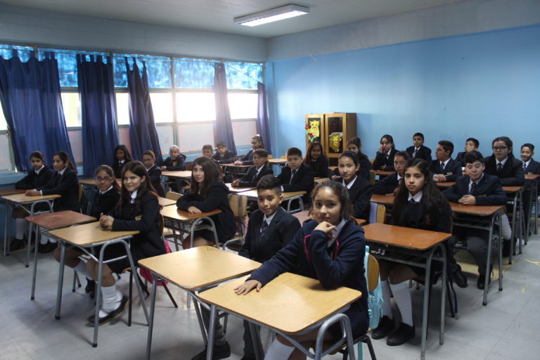 Los estudiantes del 7°D del liceo también ya se encontraban en su respectiva aula para iniciar el año escolar. (FOTO: CHRISTIAN ARMAZA)